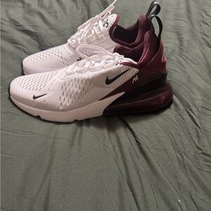 Never Worn Nike Air Max 270 White and Burgundy Shoes